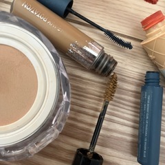 中古 化粧品などの画像