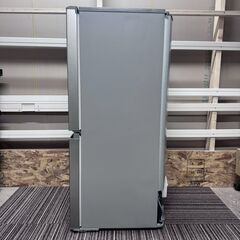 A8329【お買い得商品‼】AQUA アクア　2020年製 冷蔵庫 冷凍冷蔵庫 2ドア 右開き 126L AQR-13Jの画像