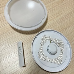 LED シーリングライト リモコン付きの画像