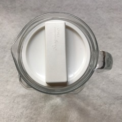 ガラス製中古美品ピッチャー　1L
の画像