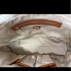 Tory Burch トリーバーチヌメ革 レザー トートバッグの画像