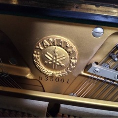 YAMAHA ピアノ　U1E の画像