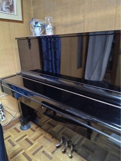 YAMAHA ピアノ　U1E