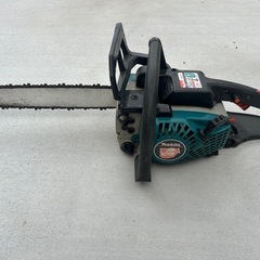 チェンソーの画像