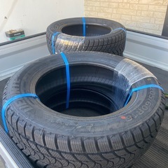 スタッドレスタイヤの画像