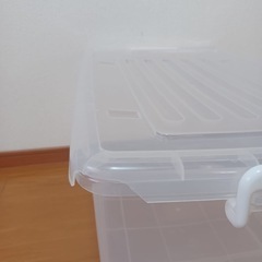 収納ボックスの画像