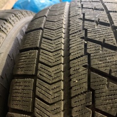 185/70R14スタッドレス
の画像