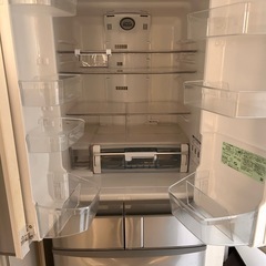 HITACHI ノンフロン冷凍冷蔵庫の画像