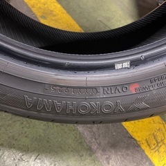 ヨコハマ
タイヤの画像