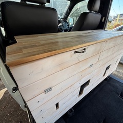 ナローハイエース用セカンドシートカバー兼テーブルの画像