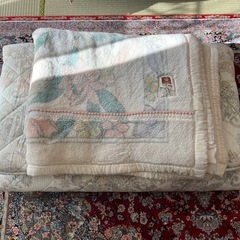 お布団セット　布団＋毛布　の画像