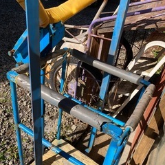 クレーン、ユニックの籠と支柱
の画像