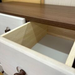 【リユ-スのサカイ広島石内店】ジモティ割！4段チェスト/クリ-ニング済み/HG-8122/広島市 家具　佐伯区 家具　南区 家具　西区 家具　東区 家具　中区 家具　安佐南区 家具　安佐北区 家具　安芸区 家具　府中町 家具　海田町 家具　熊野町 家具　坂町 家具　廿日市市 家具			の画像