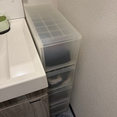 細長カラーボックスの画像