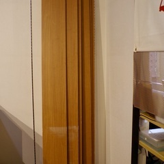 木目調の大きな棚板と棚受け金具セット（30枚）の画像