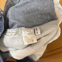 デニムパンツの画像