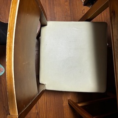 IKEAダイニングテーブルの画像