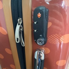 キャリーケースの画像