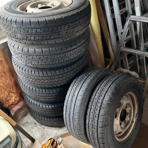 アトラスに履かせていたタイヤです