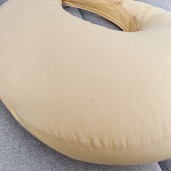 授乳クッション　ベビハグの画像