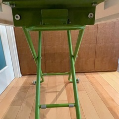 昇降式テーブルの画像