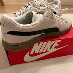 PUMA SMASH V2の画像