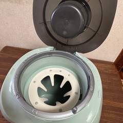 combi ゴミ箱の画像