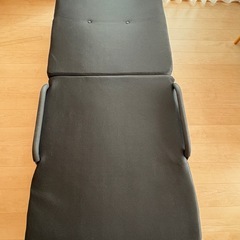 【自宅まで取りに来て頂ける方限定】折りたたみベッドの画像