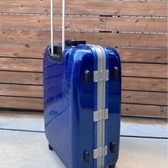 【無料】スーツケース ブルーの画像