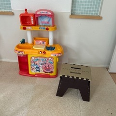 アンパンマンのままごとの台の画像