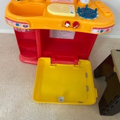 アンパンマンのままごとの台の画像