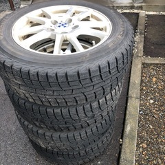 205／60R 16スタッドレスの画像