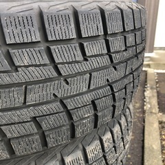 205／60R 16スタッドレスの画像