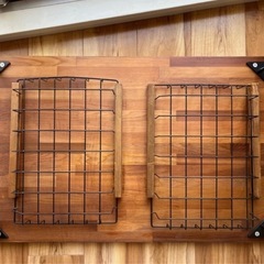 ダイニングテーブル　ウッド調の画像