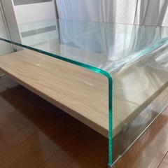 1枚ガラスローテーブルの画像
