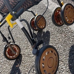 歩行器 介護 歩行車　手押し車 シンフォニーEVOの画像