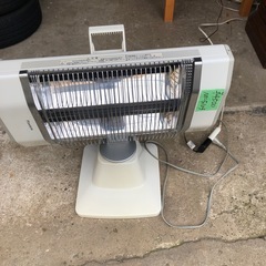 NO：5103  遠赤外線暖房傷‼️ダイキン製❣️超お買い得品❣️の画像