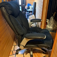 オフィスチェア 仕事用椅子 の画像