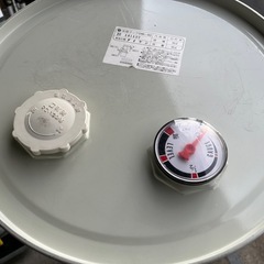 ダイケン 90型 ホームタンク 丸型 DM-90 容量85L 室内設置用 蓋付き 底面サビ無し 外観美品 中古品 ①の画像