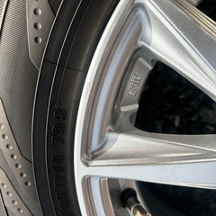 ほぼ新品　165/65R14 タイヤ、アルミホイールセットの画像