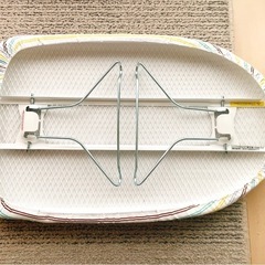 【美品】山崎実業 アイロン台 軽量スチールメッシュアイロン台の画像