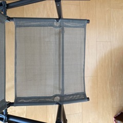 テラスで使用する椅子2脚の画像