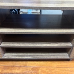 テレビボードの画像