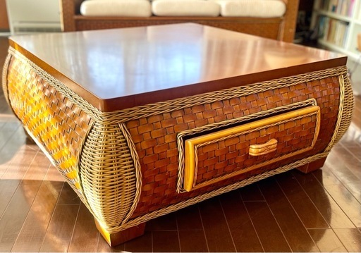 アジアンリゾート系ローテーブル（ラタン × 無垢材）