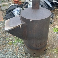 ステンレス製ゴミ焼却炉　薪ストーブにどうですかの画像