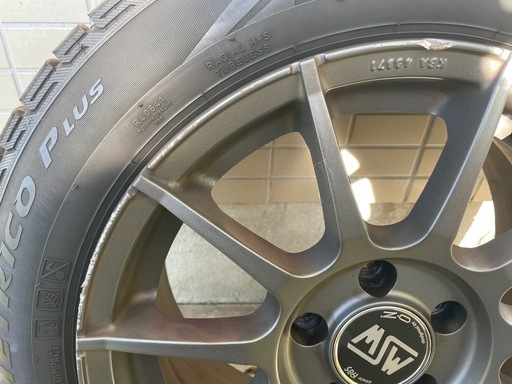 取引中】スタッドレス タイヤホイール4本セット
