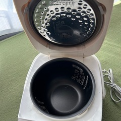 象印IH炊飯器 3合炊きNP-MY05G の画像