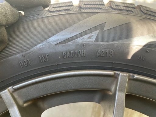 取引中】スタッドレス タイヤホイール4本セット