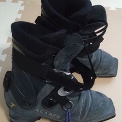 【手渡し限定】テレマークスキー板　ブーツ　ポール　セット（札幌、ニセコ周辺）の画像