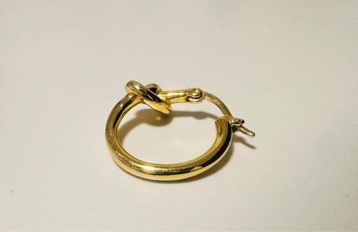 セリーヌ　ピアス